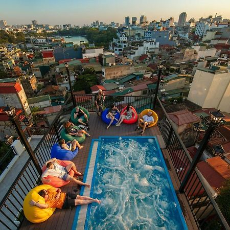 Lakeview Backpackers Hostel & Rooftop Bar 하노이 외부 사진