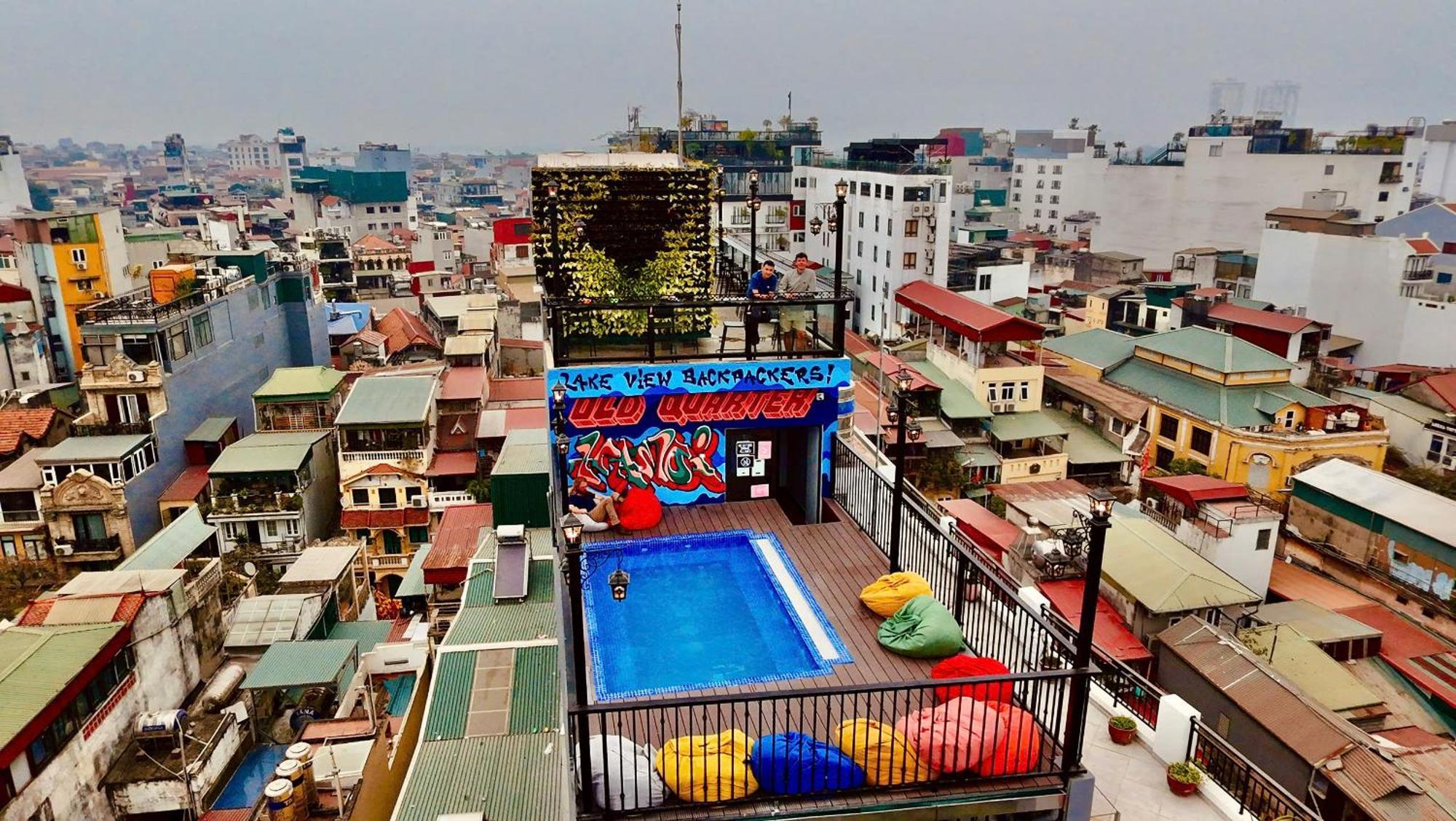 Lakeview Backpackers Hostel & Rooftop Bar 하노이 외부 사진